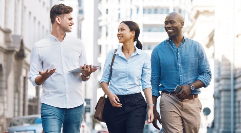 Startup,Entrepreneur,,Friends,Or,Corporate,Workers,Discuss,Project,While,Walking